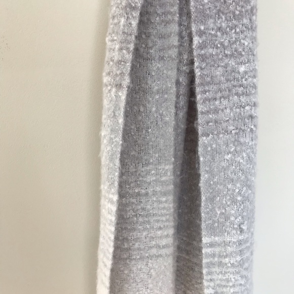 Scarf - Picture 2 of 4